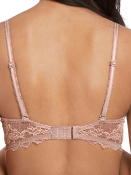 Wacoal Lace Perfection WE135004 Rose Mist