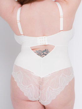 Scantilly Indulgence body ST010704 Ivory