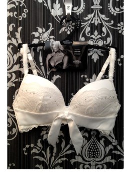 Very Victoria Silvstedt Indulgence Ivory 302 push-up