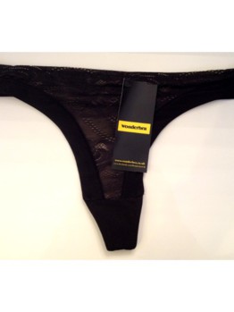 Wonderbra Lace II tanga black 